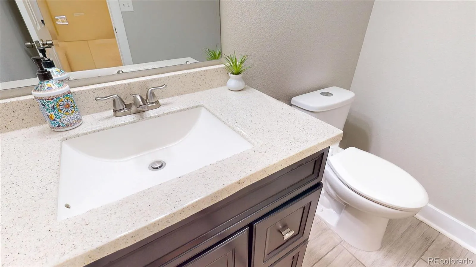 04062026213155 1600 26