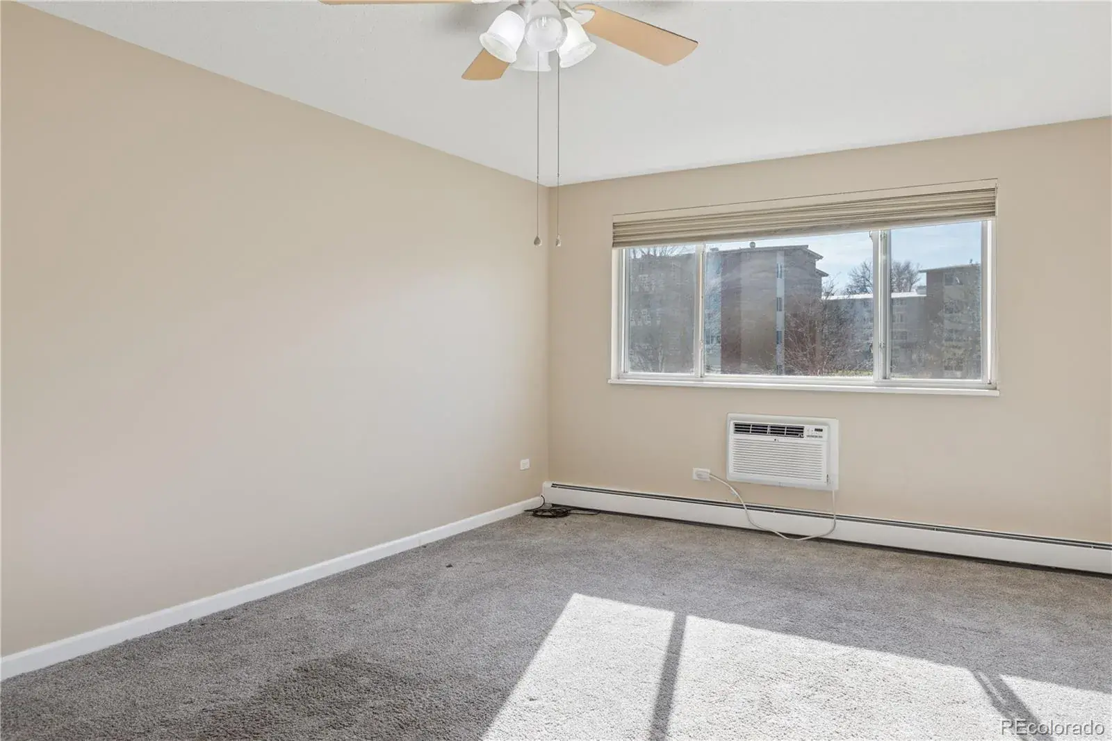 660 S Alton Way #7B Denver CO 80247 MLS #REC3547319 12042025061914 1600 25