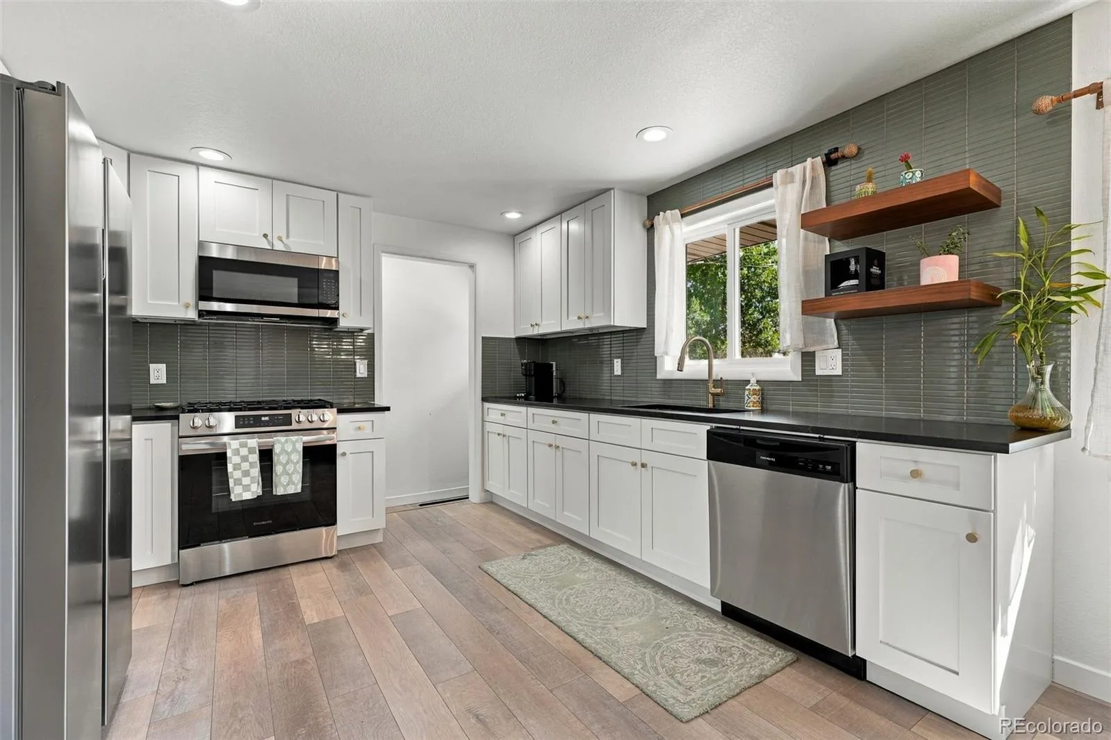 2076 S Yates Street Denver CO 80219 | MLS #REC3547481 09252026114458 1600 4