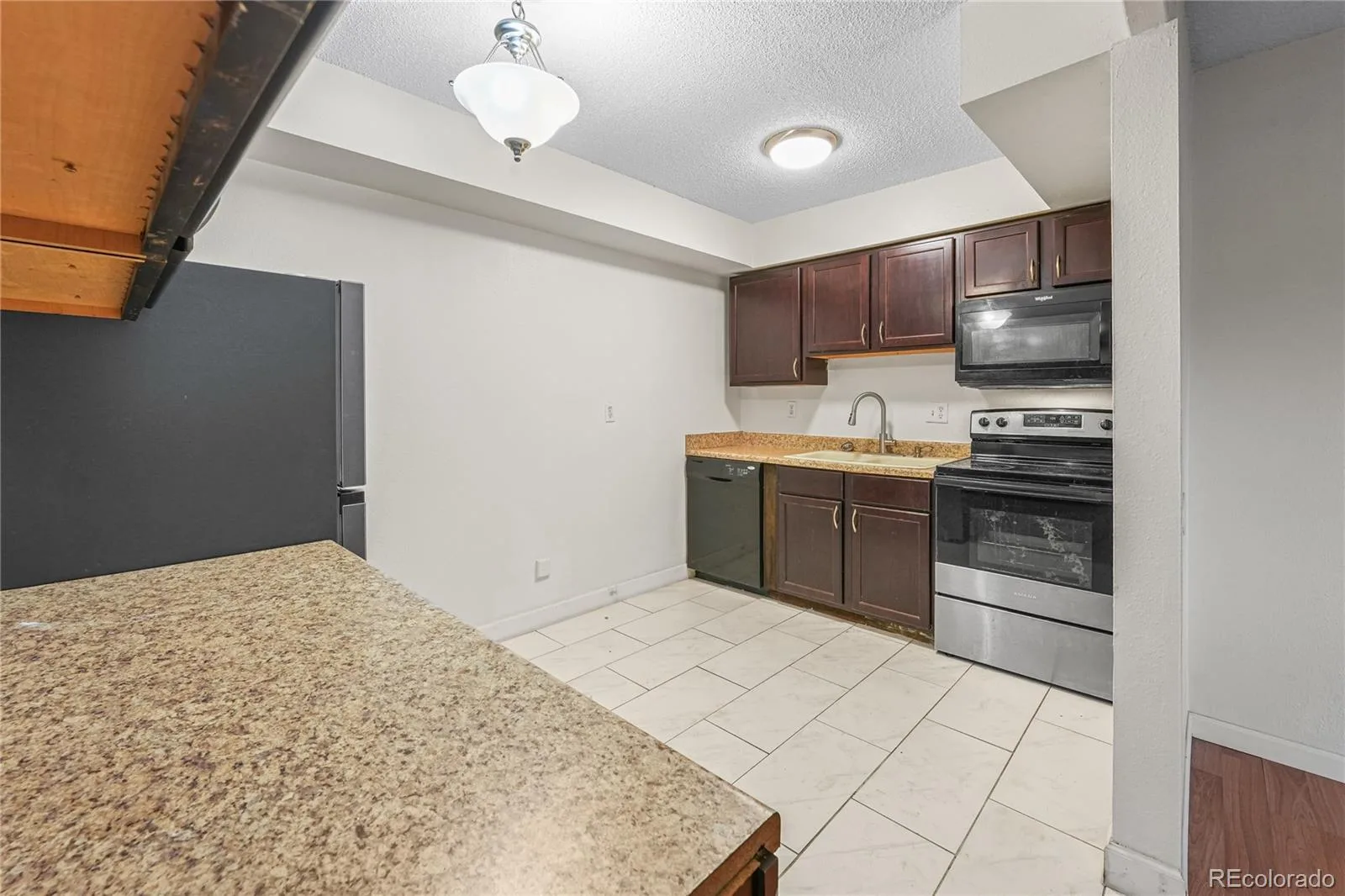 10150 E Virginia Avenue #101 #12 Denver CO 80247 MLS #REC3548596 06022026184217 1600 22