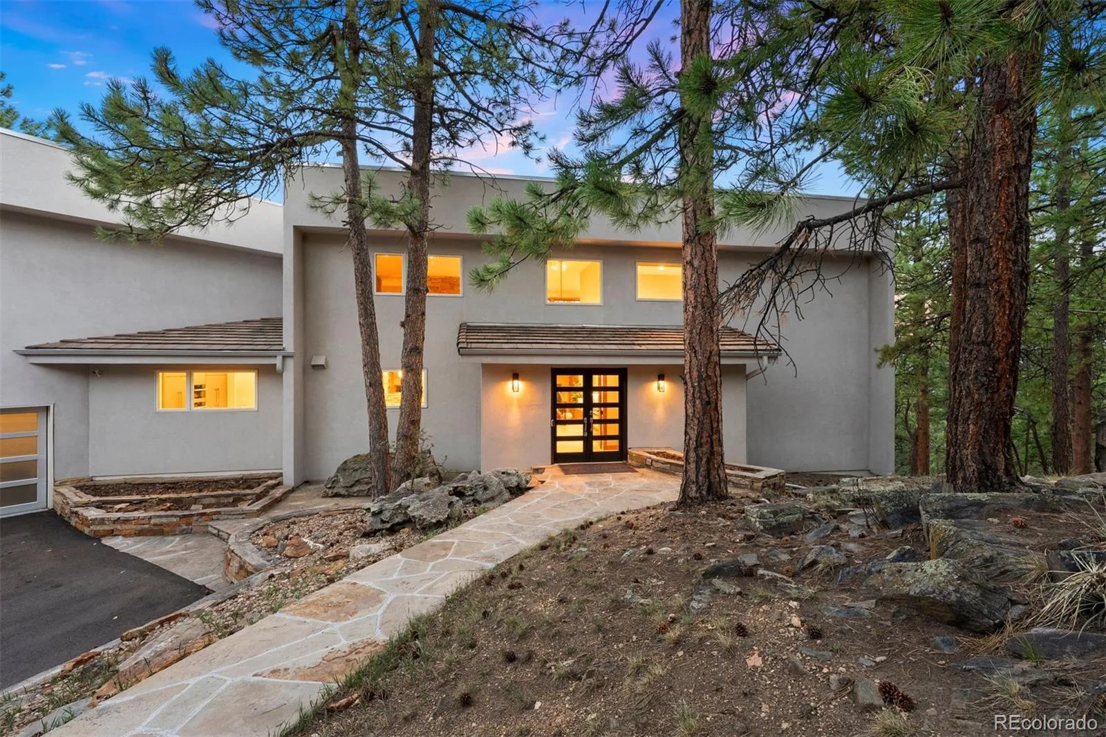 1992 Columbine Court Golden CO 80401 | MLS #REC3548821 08272026193856 1600 2