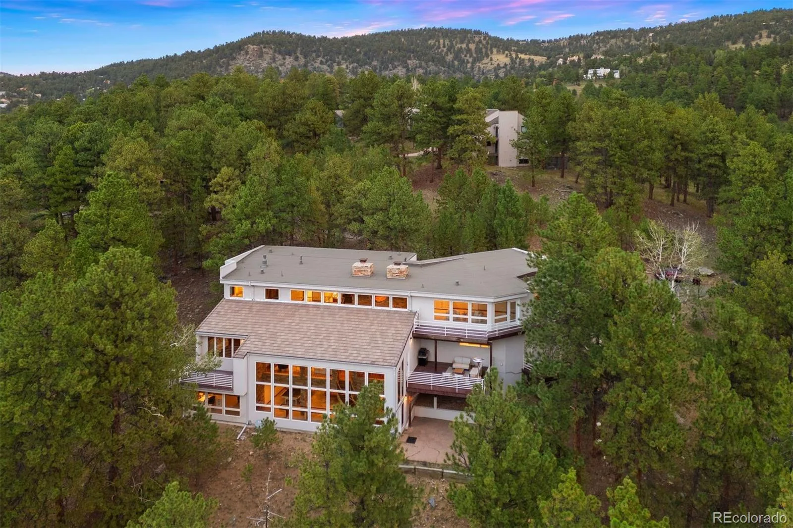 1992 Columbine Court Golden CO 80401 | MLS #REC3548821 08272026193856 1600 47