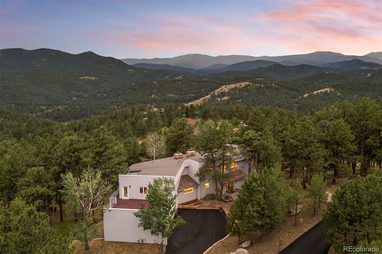 1992 Columbine Court Golden CO 80401 | MLS #REC3548821 08272026193856 1600 49