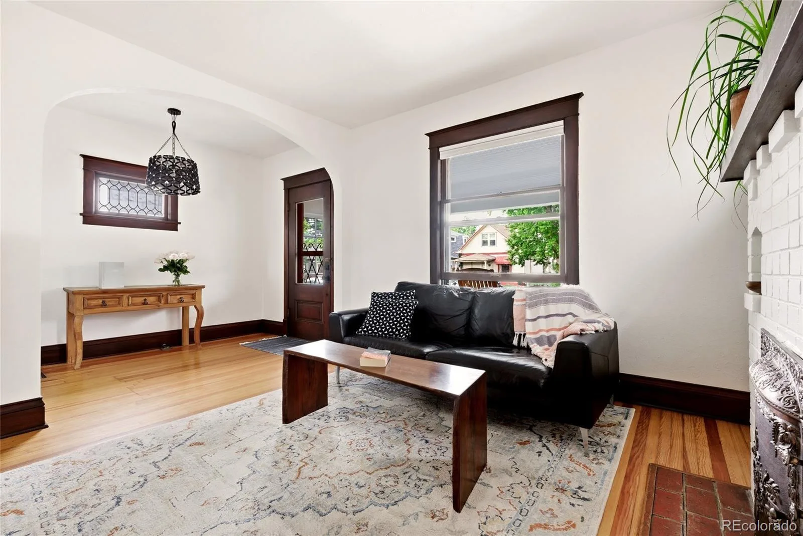 1063 S Clarkson Street Denver CO 80209 MLS #REC3550511 06092026203609 1600 1