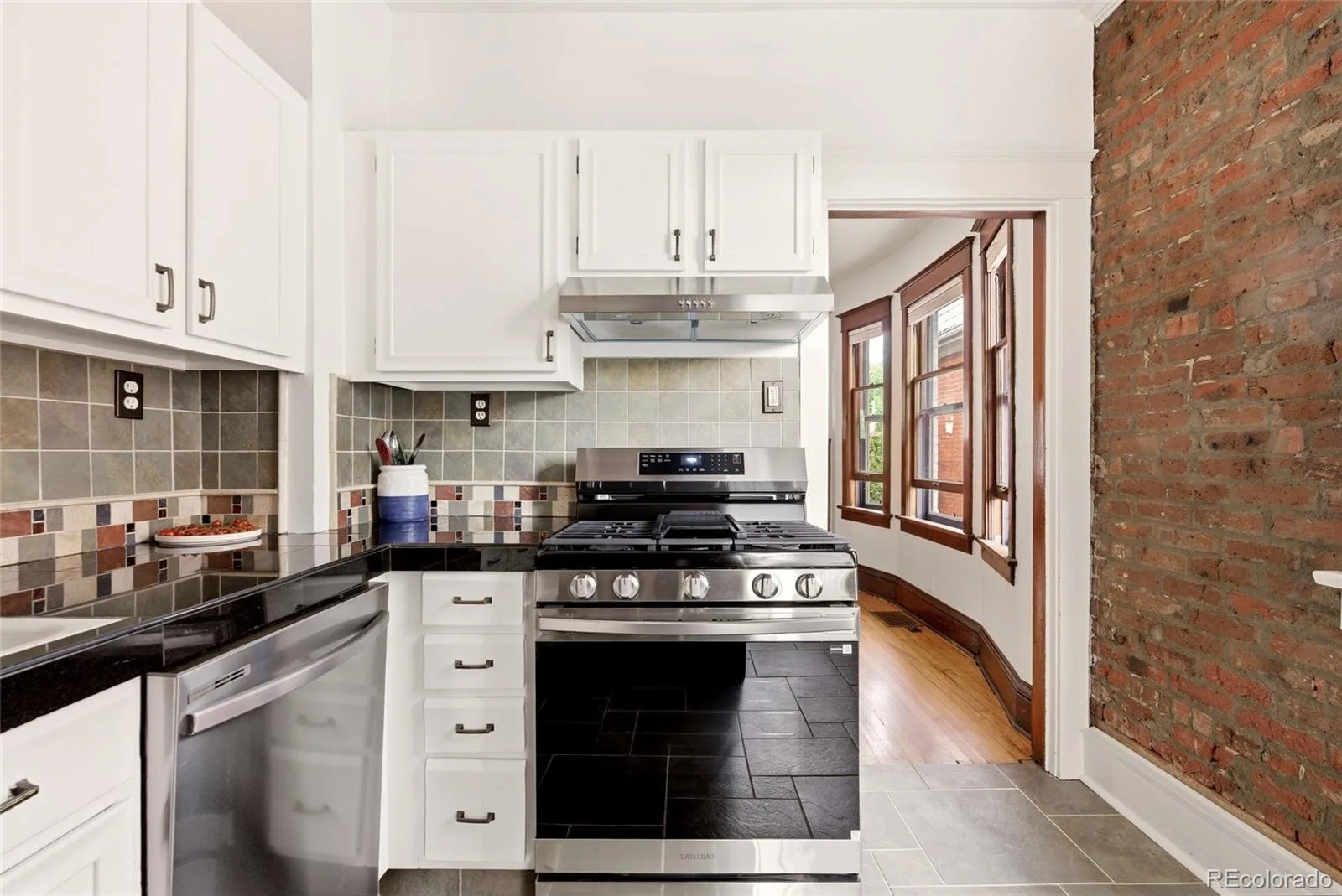 1063 S Clarkson Street Denver CO 80209 MLS #REC3550511 06092026203609 1600 12