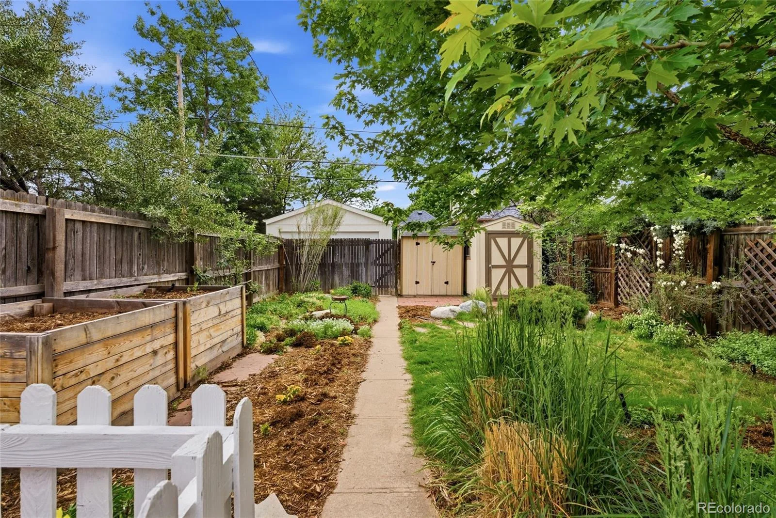 1063 S Clarkson Street Denver CO 80209 MLS #REC3550511 06092026203609 1600 29