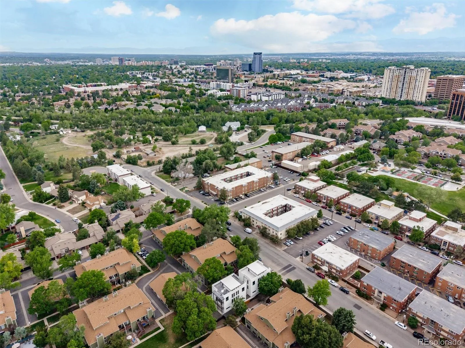 550 S Forest Street #102 #1 Denver CO 80246 MLS #REC3551456 06092026002259 1600 34