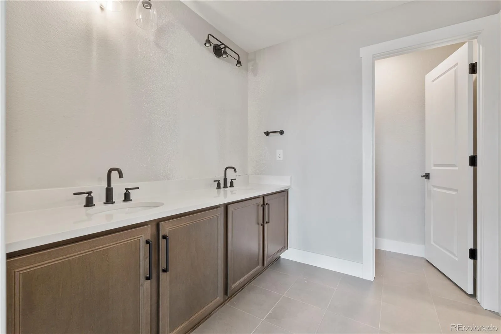24190 E 54th Place Aurora CO 80019 | MLS #REC3551576 07292026002736 1600 18
