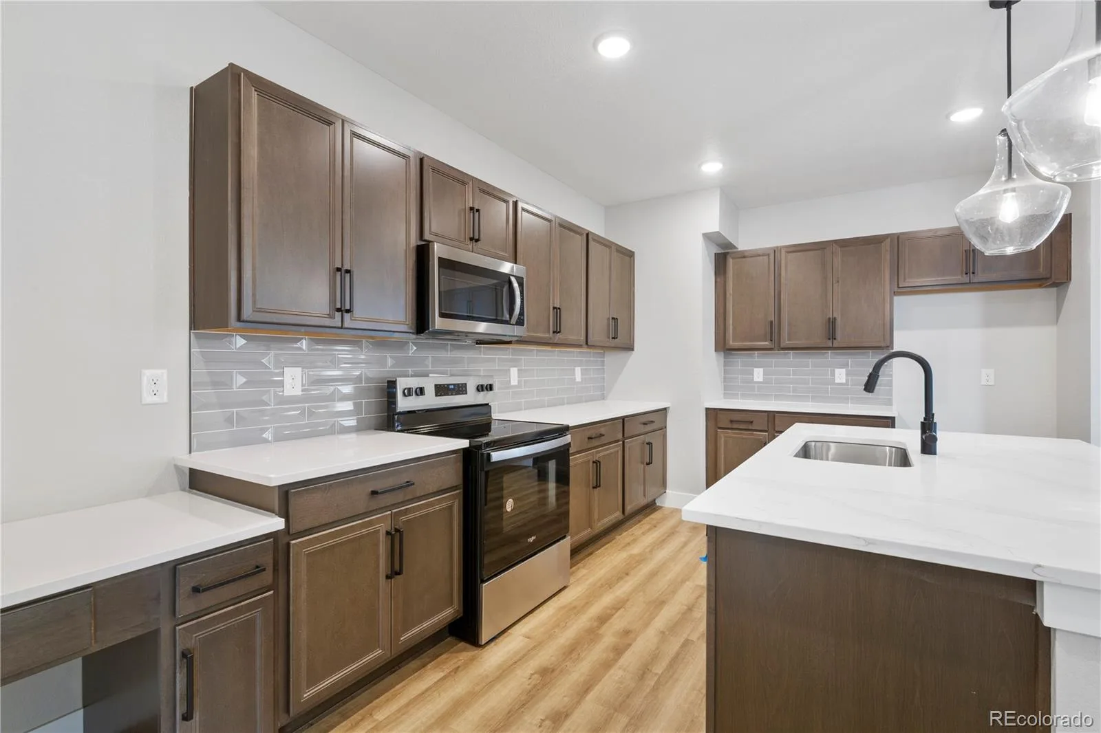 24190 E 54th Place Aurora CO 80019 | MLS #REC3551576 07292026002736 1600 8