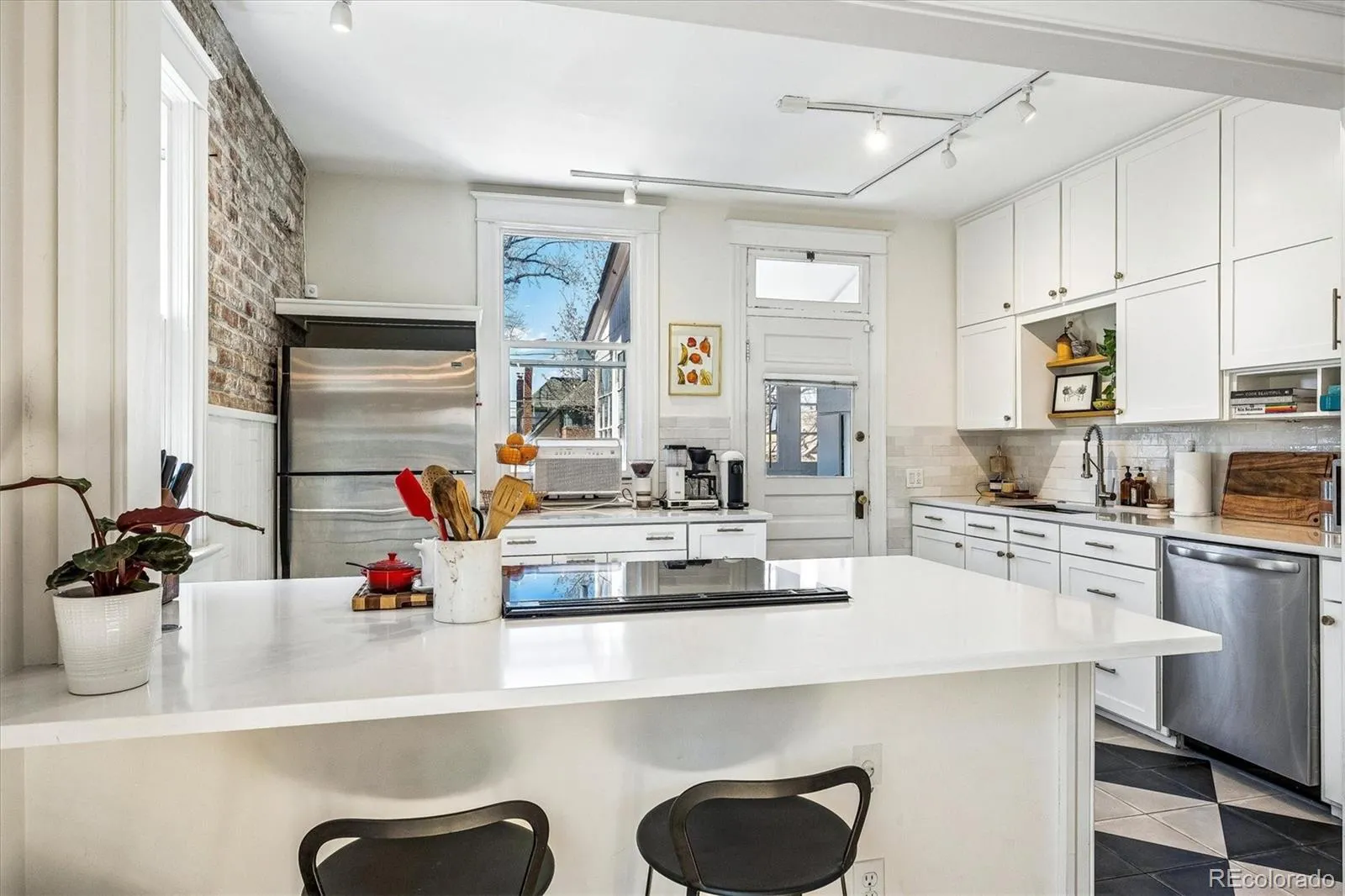 04082026160255 1600 11