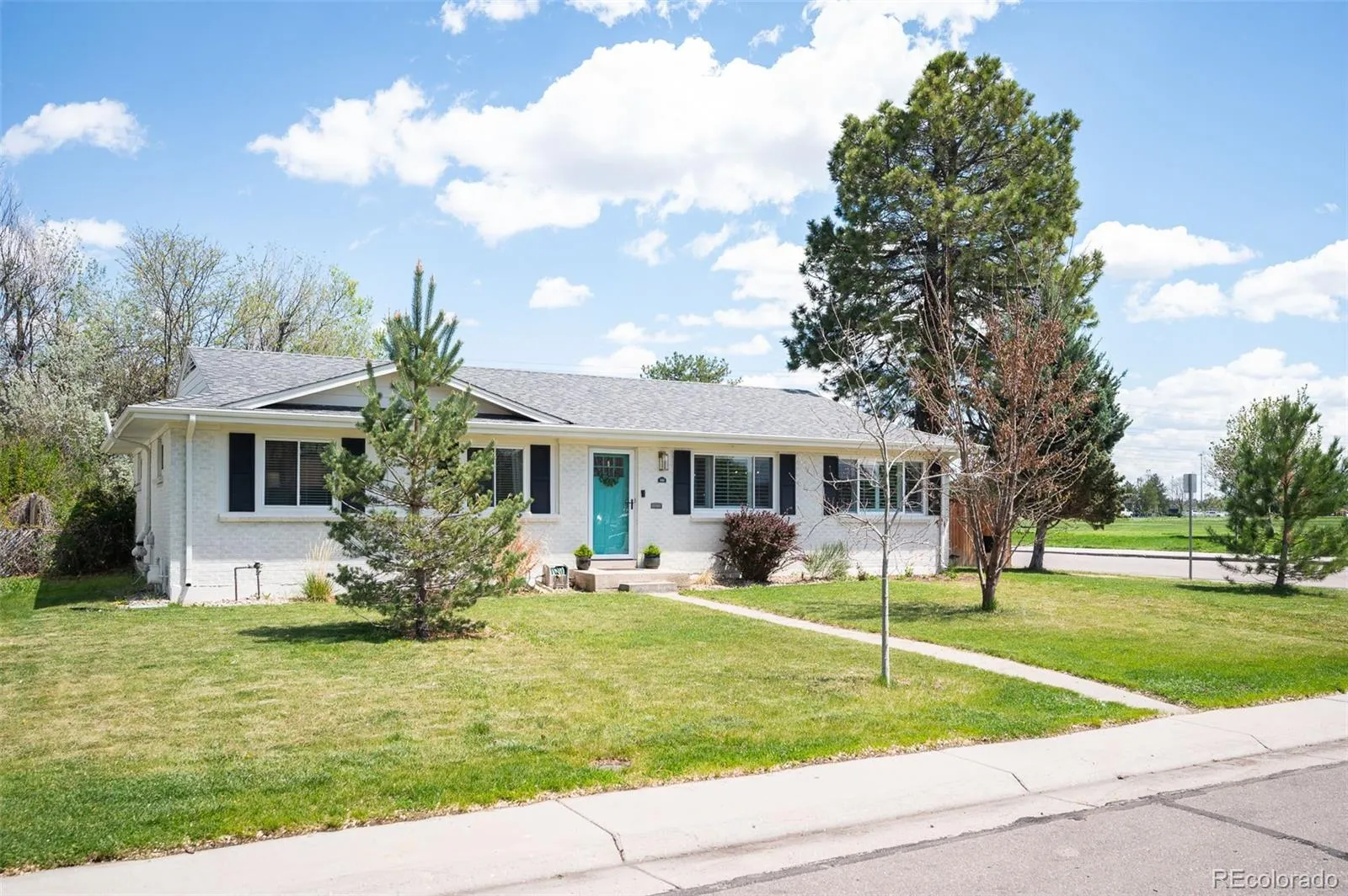 986 S Jersey Street Denver CO 80224 MLS #REC3555890 05152026195022 1600 2