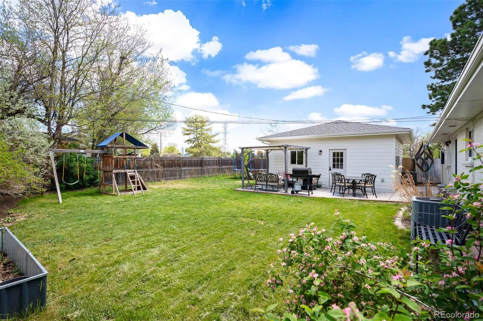 986 S Jersey Street Denver CO 80224 MLS #REC3555890 05152026195022 1600 32