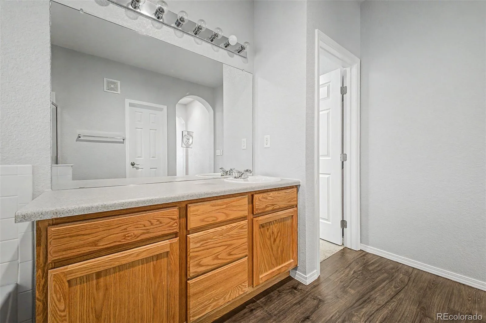 6732 S Winnipeg Circle #106 Aurora CO 80016 MLS #REC3557099 06032026183758 1600 20