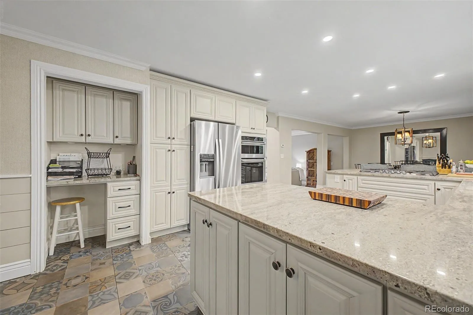 04172026213420 1600 14