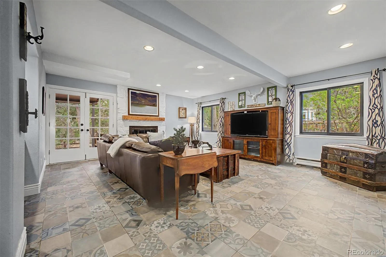 04172026213420 1600 18