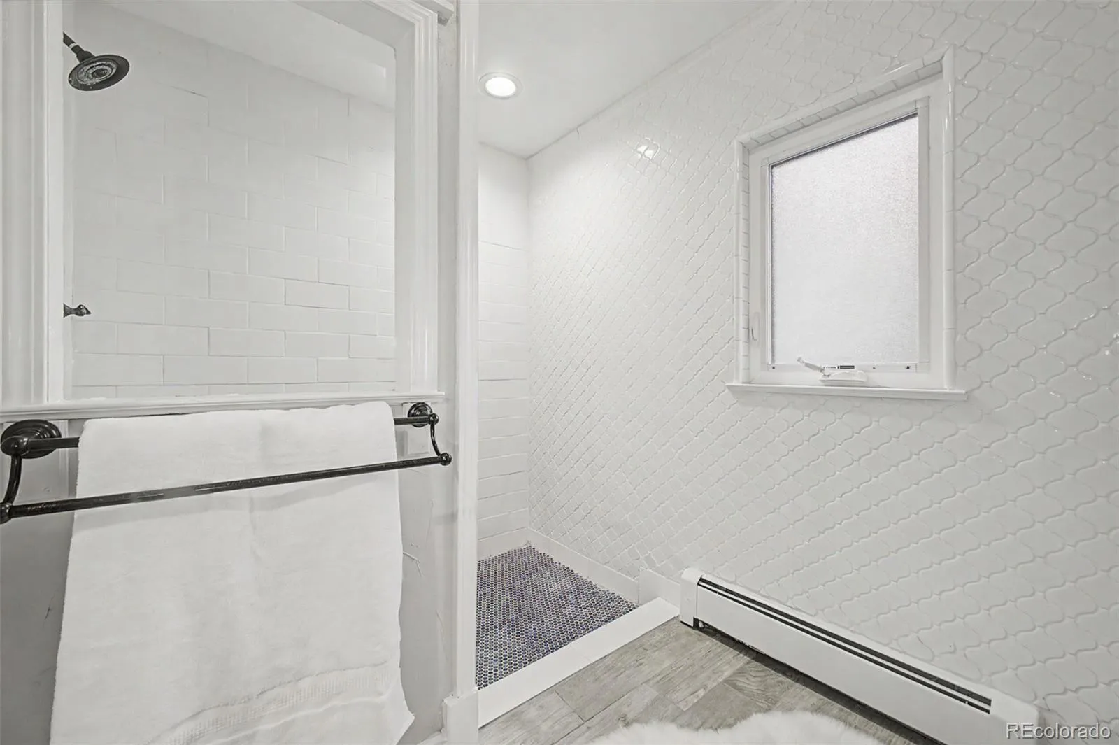 04172026213420 1600 28