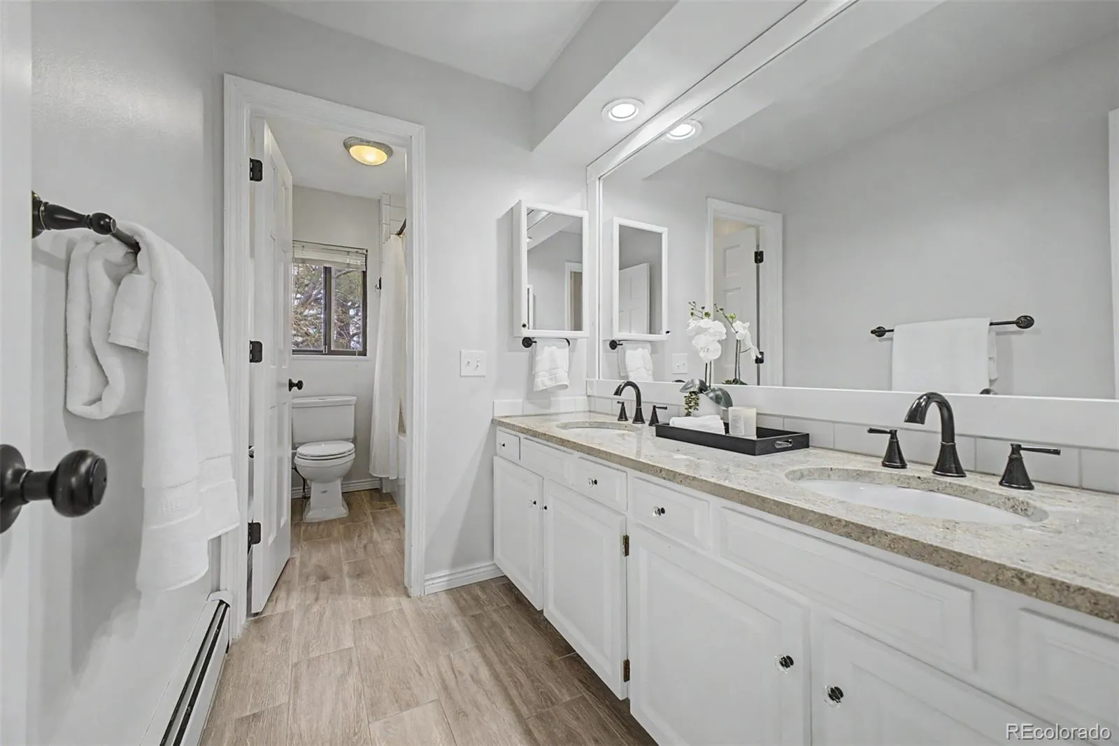 04172026213420 1600 33