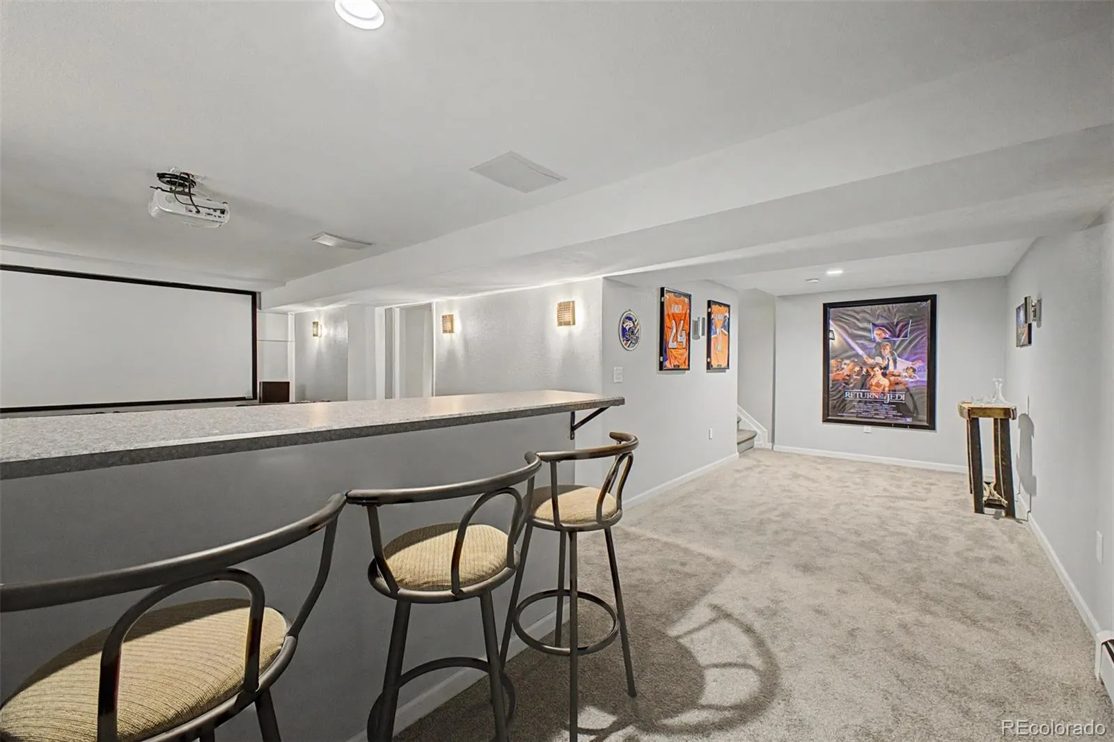 04172026213420 1600 35