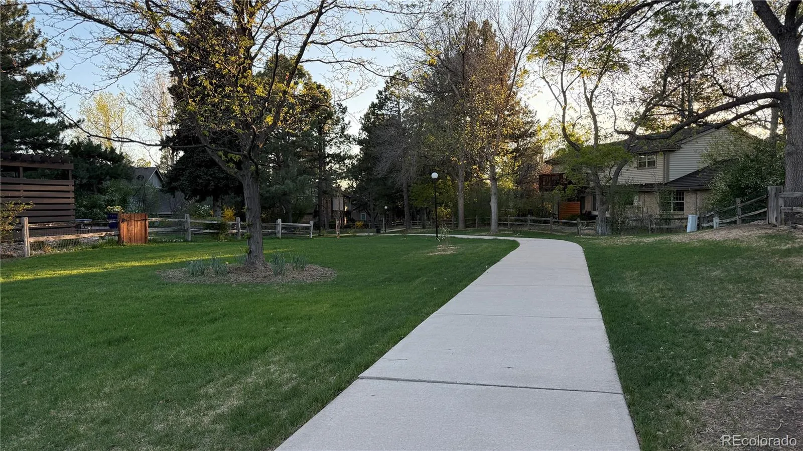 04172026213420 1600 44