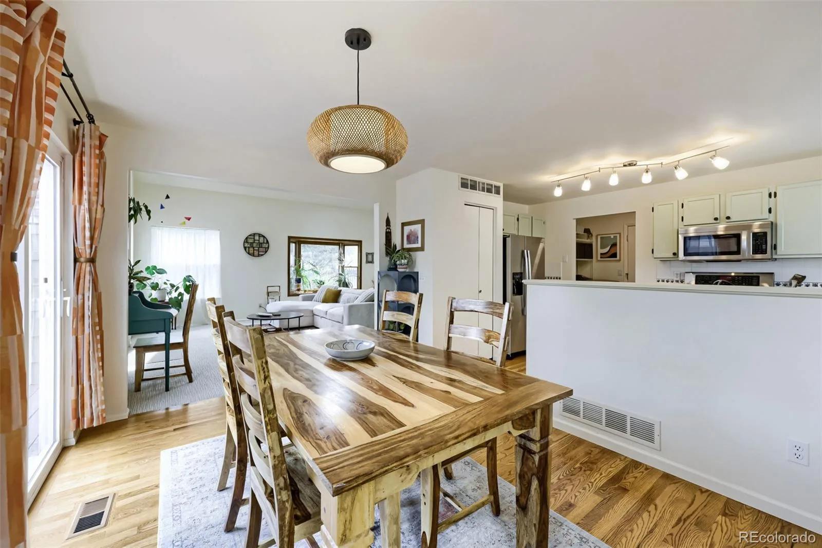 5688 S Youngfield Way Littleton CO 80127 | MLS #REC3558112 08182026023418 1600 11
