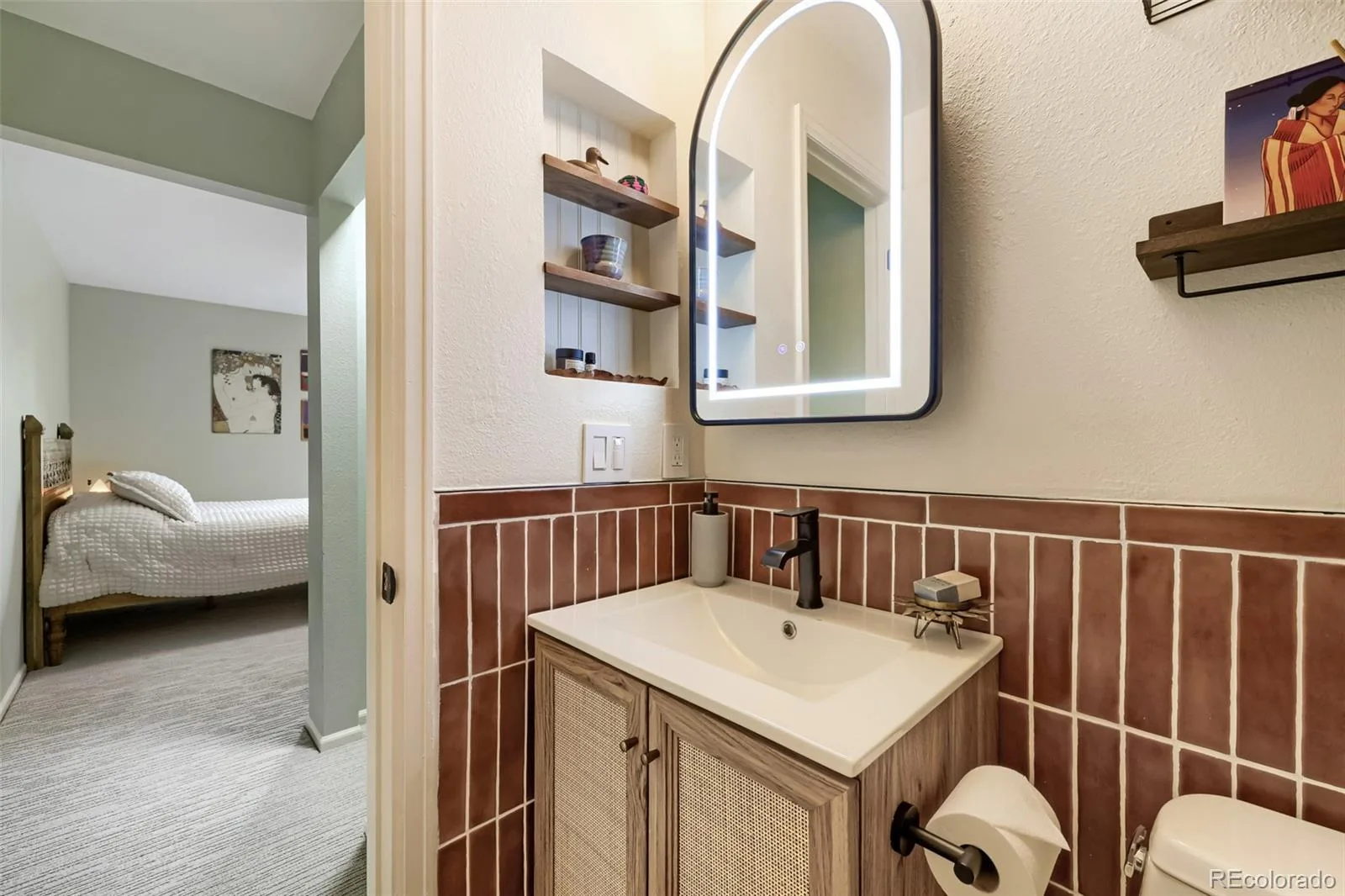 5688 S Youngfield Way Littleton CO 80127 | MLS #REC3558112 08182026023418 1600 19