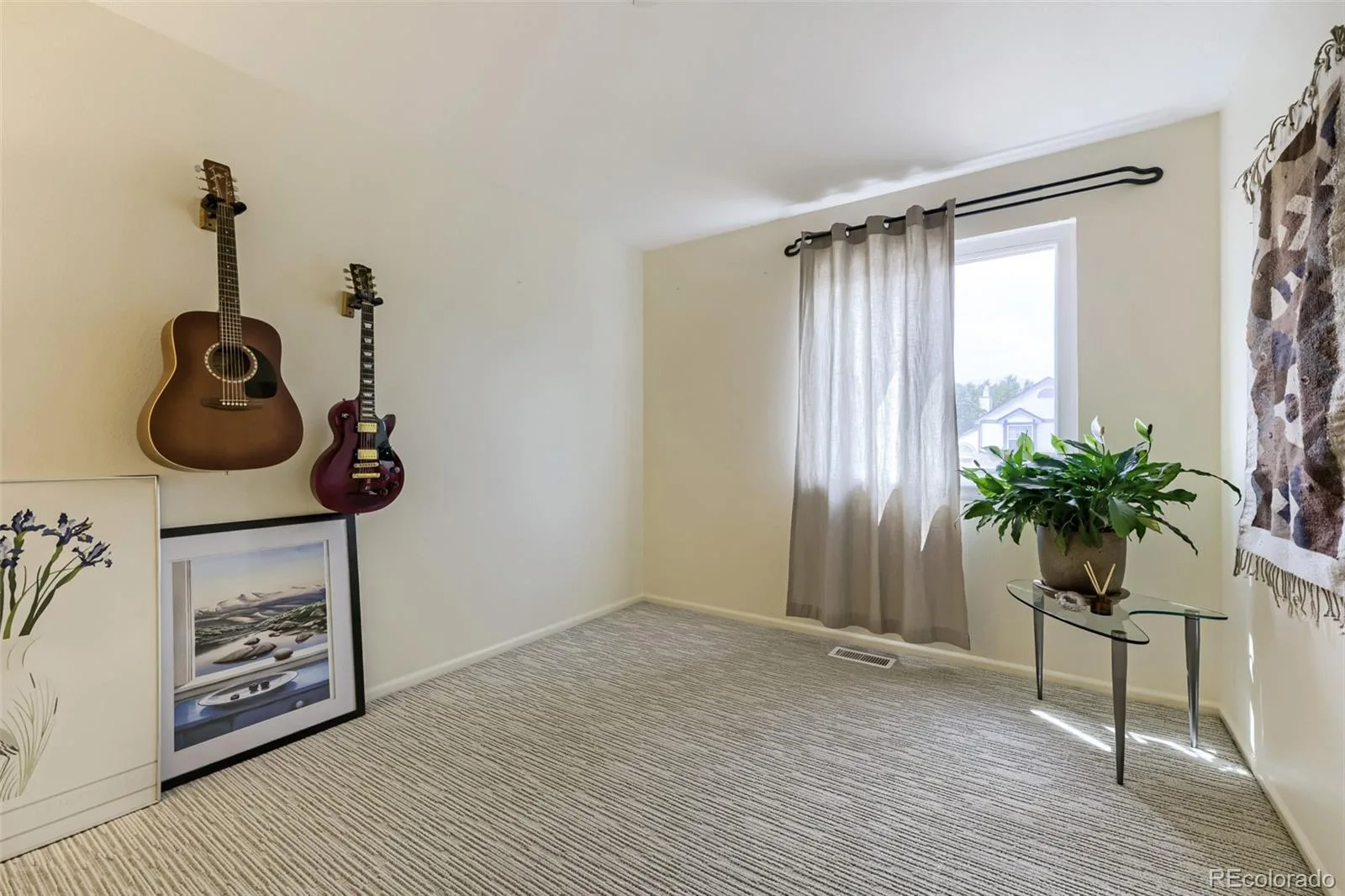 5688 S Youngfield Way Littleton CO 80127 | MLS #REC3558112 08182026023418 1600 23
