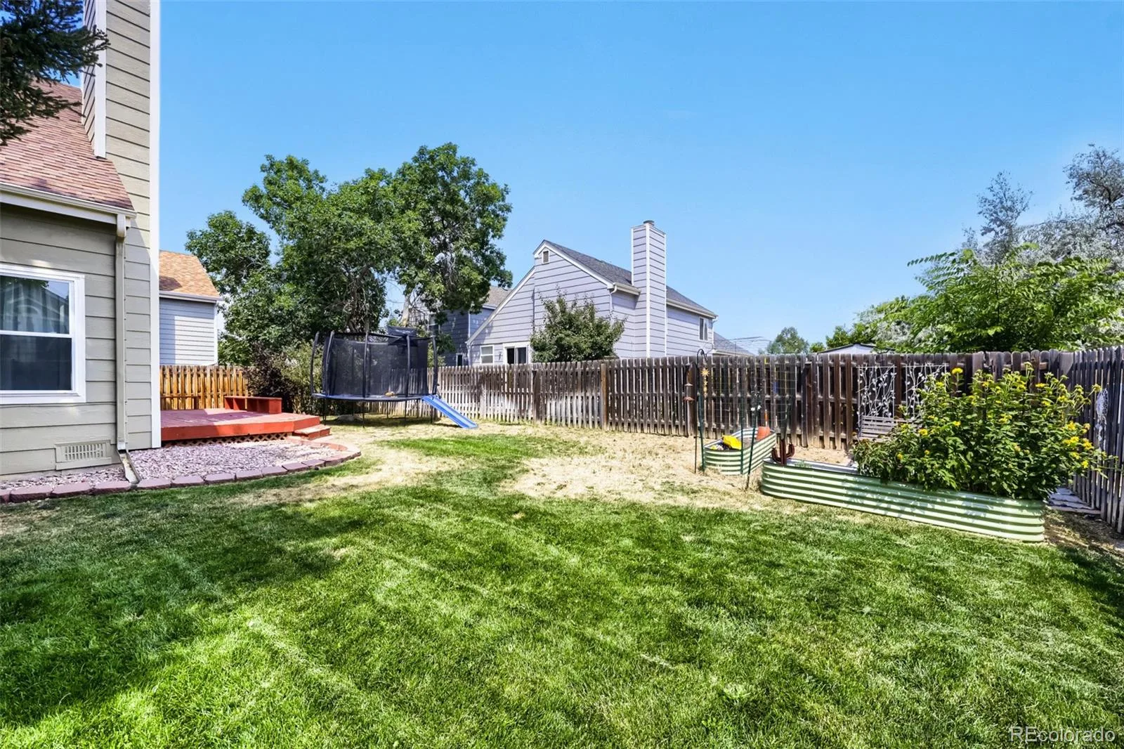 5688 S Youngfield Way Littleton CO 80127 | MLS #REC3558112 08182026023418 1600 28