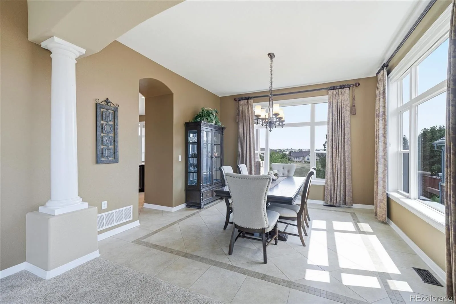 6558 S Riviera Way Aurora CO 80016 | MLS #REC3561731 08272026161242 1600 3