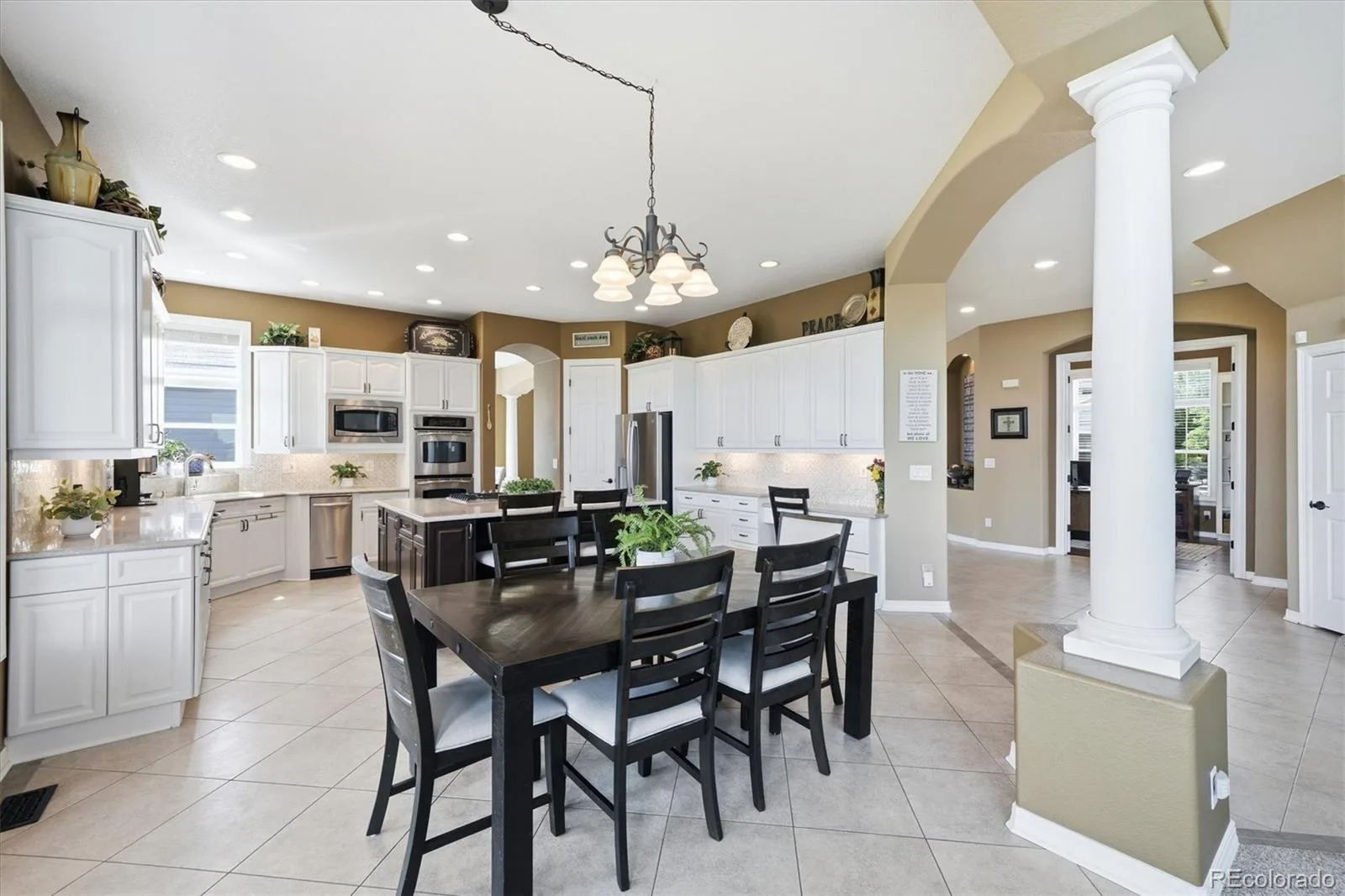 6558 S Riviera Way Aurora CO 80016 | MLS #REC3561731 08272026161242 1600 8