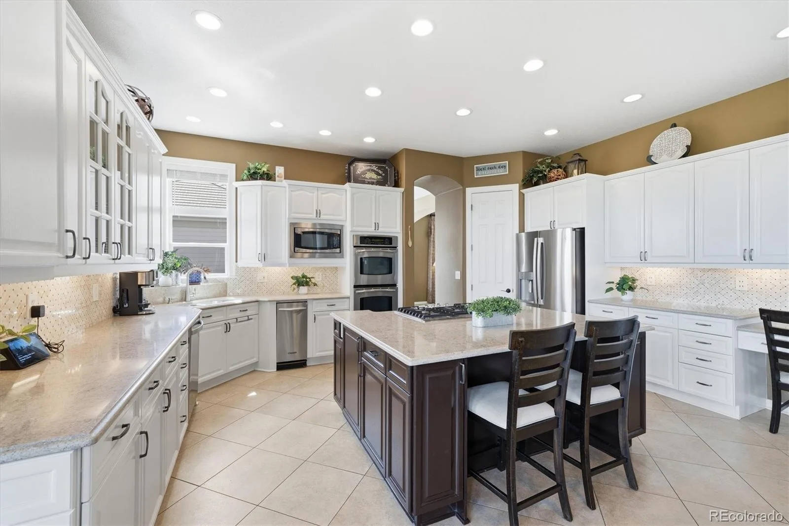 6558 S Riviera Way Aurora CO 80016 | MLS #REC3561731 08272026161242 1600 9