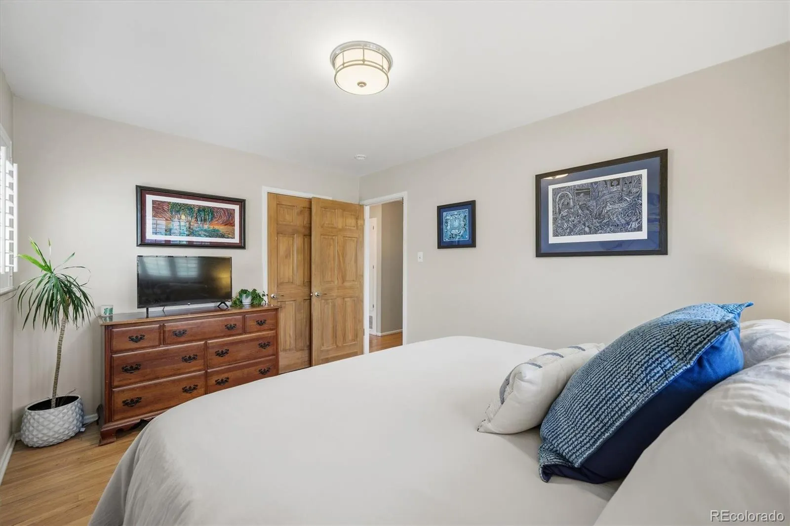 2955 S Zurich Court Denver CO 80236 MLS #REC3562827 05202026231902 1600 33