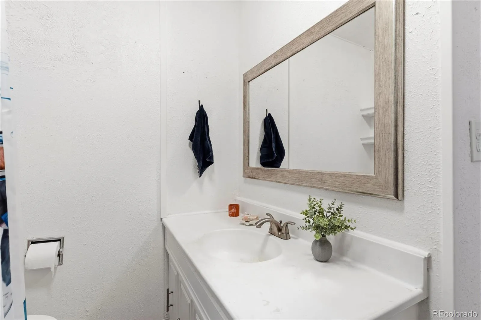 324 S Logan Street Denver CO 80209 | MLS #REC3563455 10122026205954 1600 29