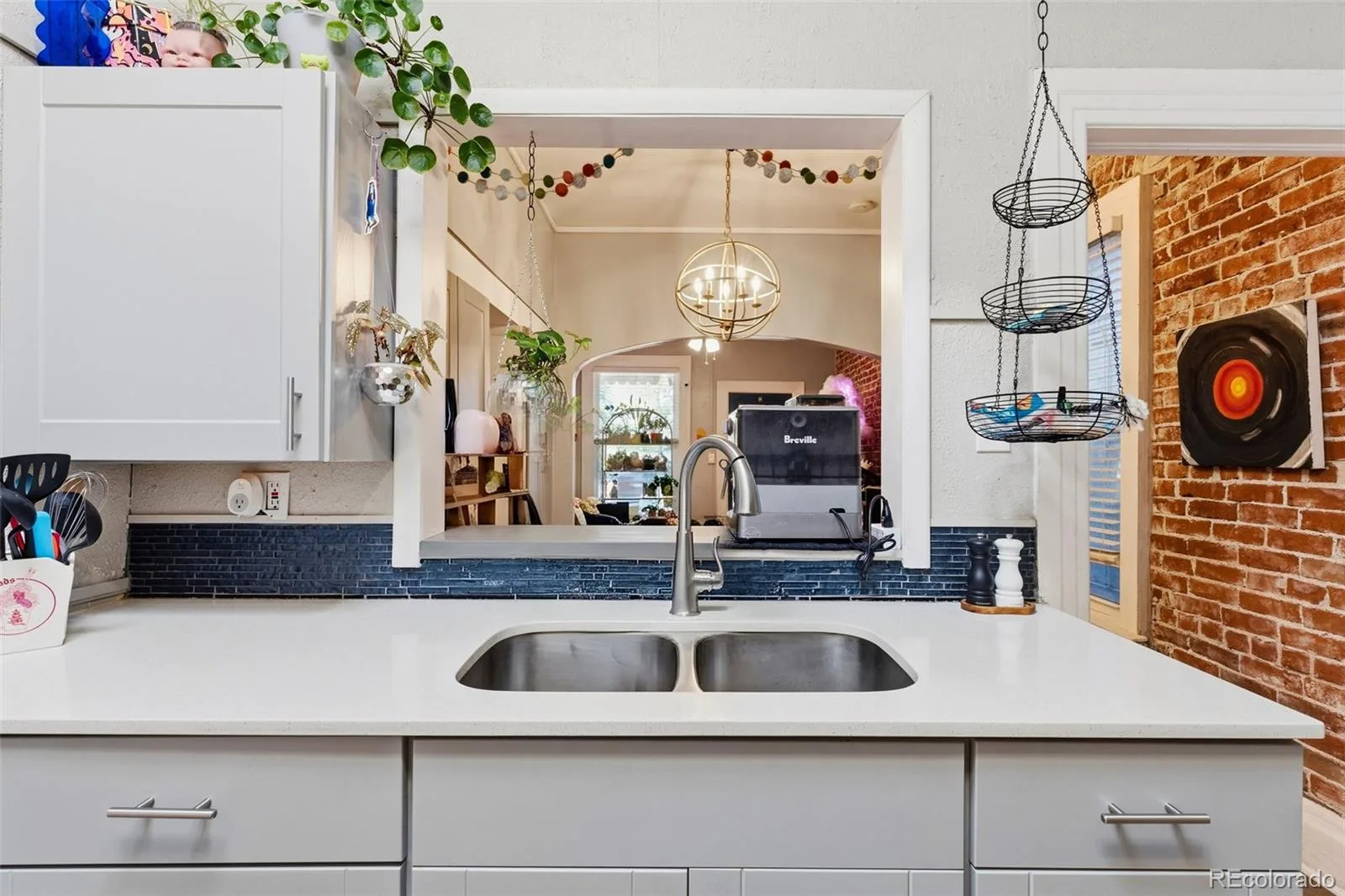 324 S Logan Street Denver CO 80209 | MLS #REC3563455 10122026205954 1600 8