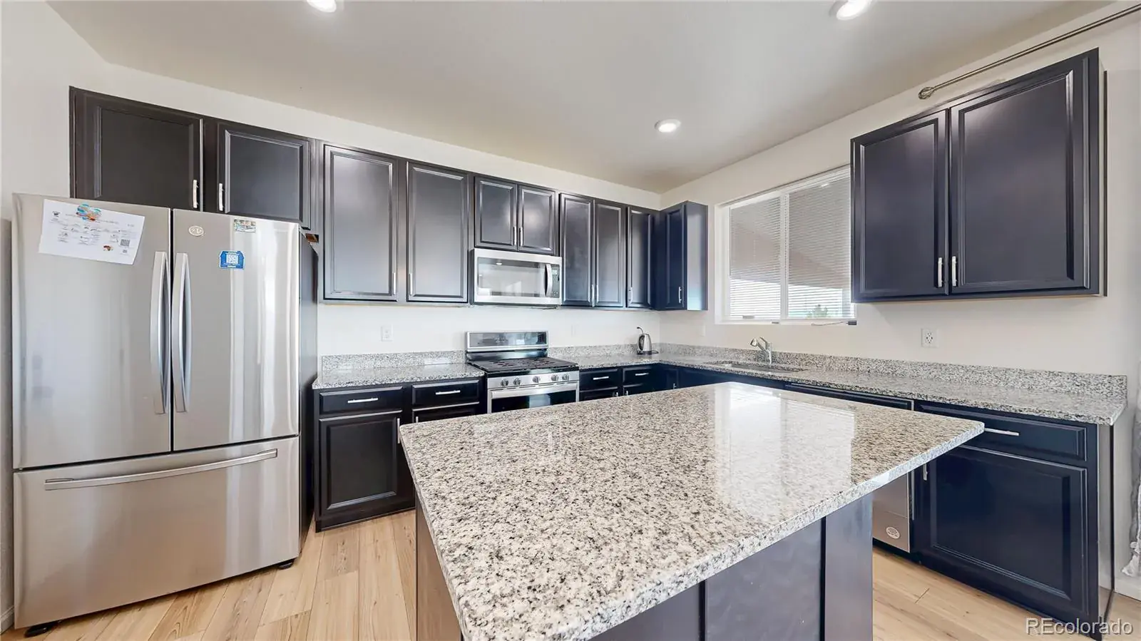 27584 E 6th Drive Aurora CO 80018 | MLS #REC3567229 02112026200537 1600 7