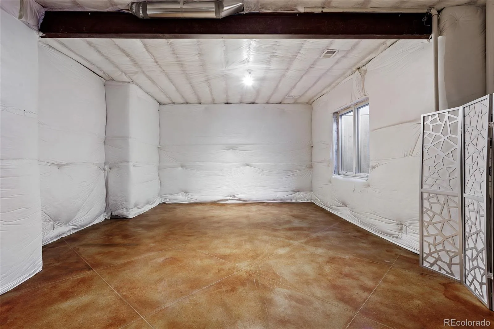 04142026000116 1600 36