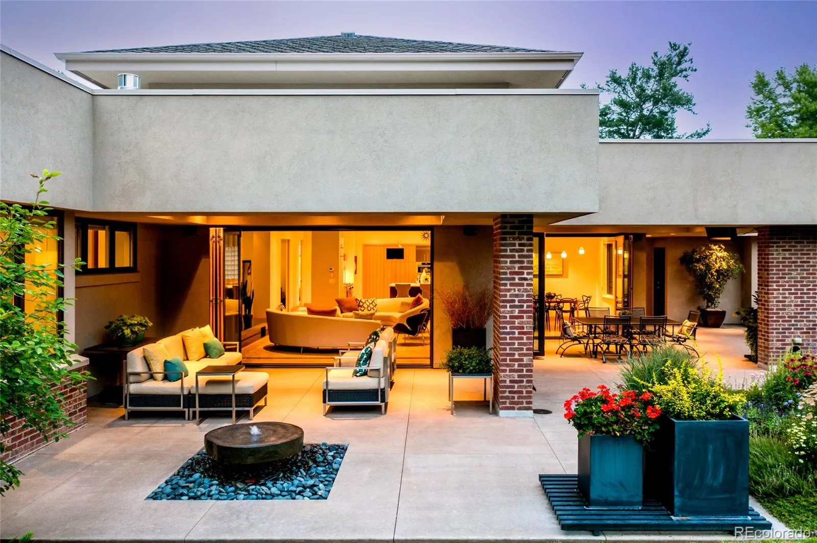 04142026000116 1600 37