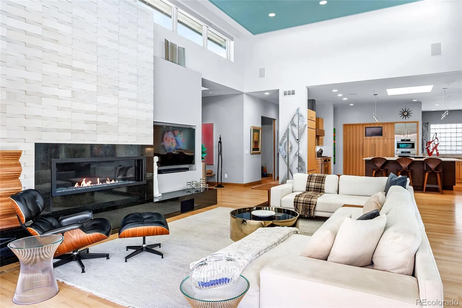 04142026000116 1600 8