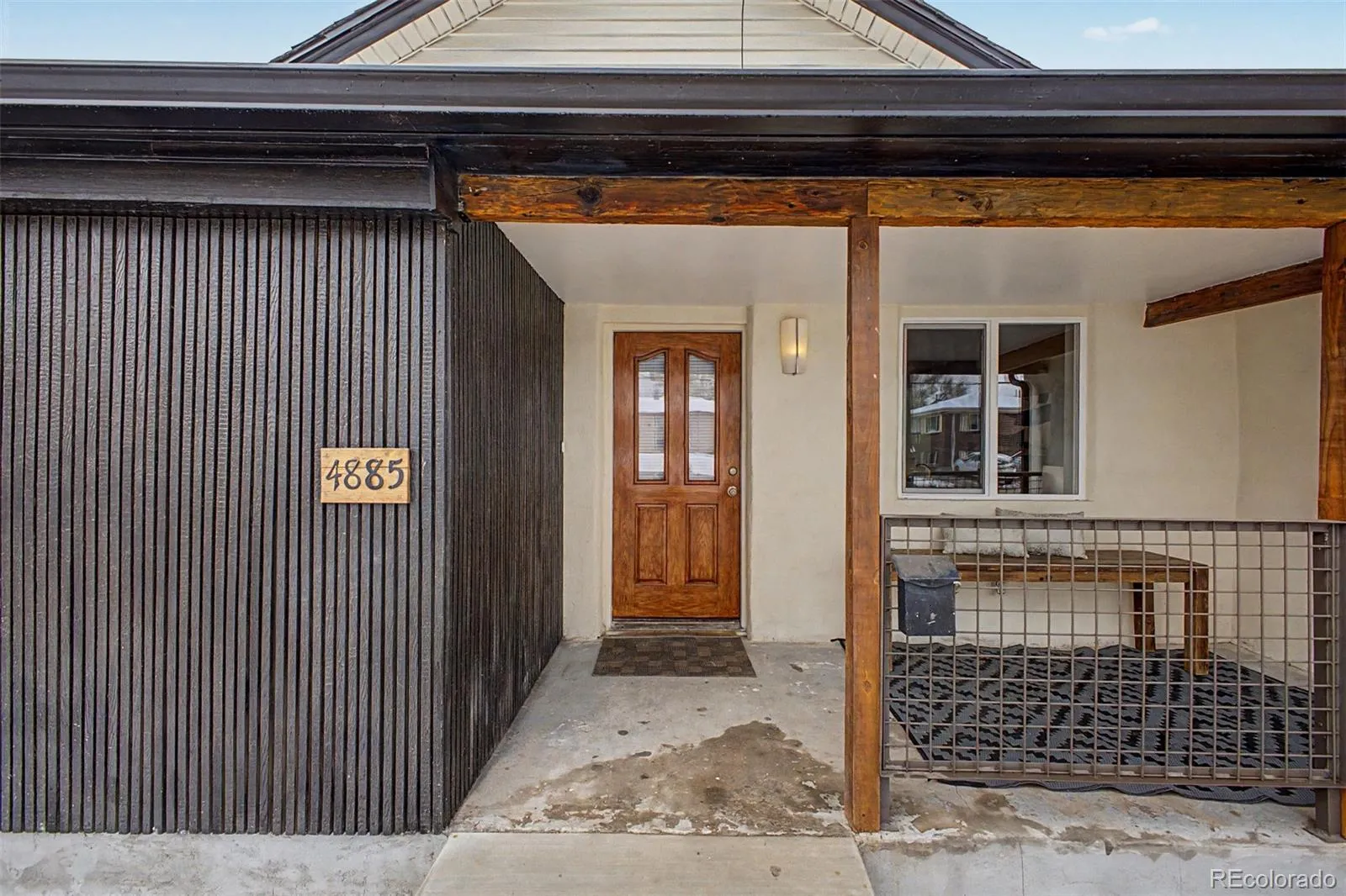 04202026165316 1600 0