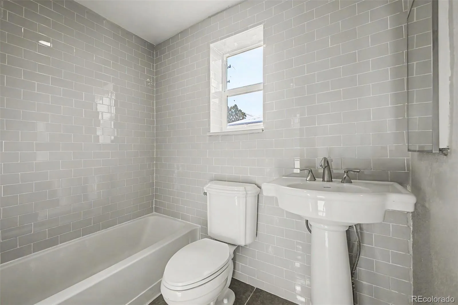 04202026165316 1600 12