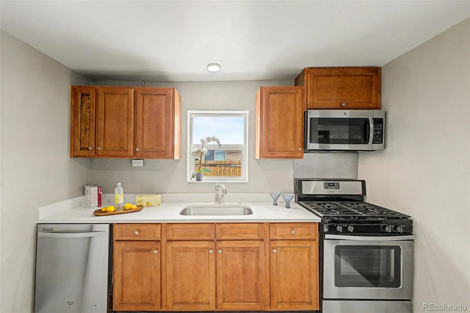 04202026165316 1600 8