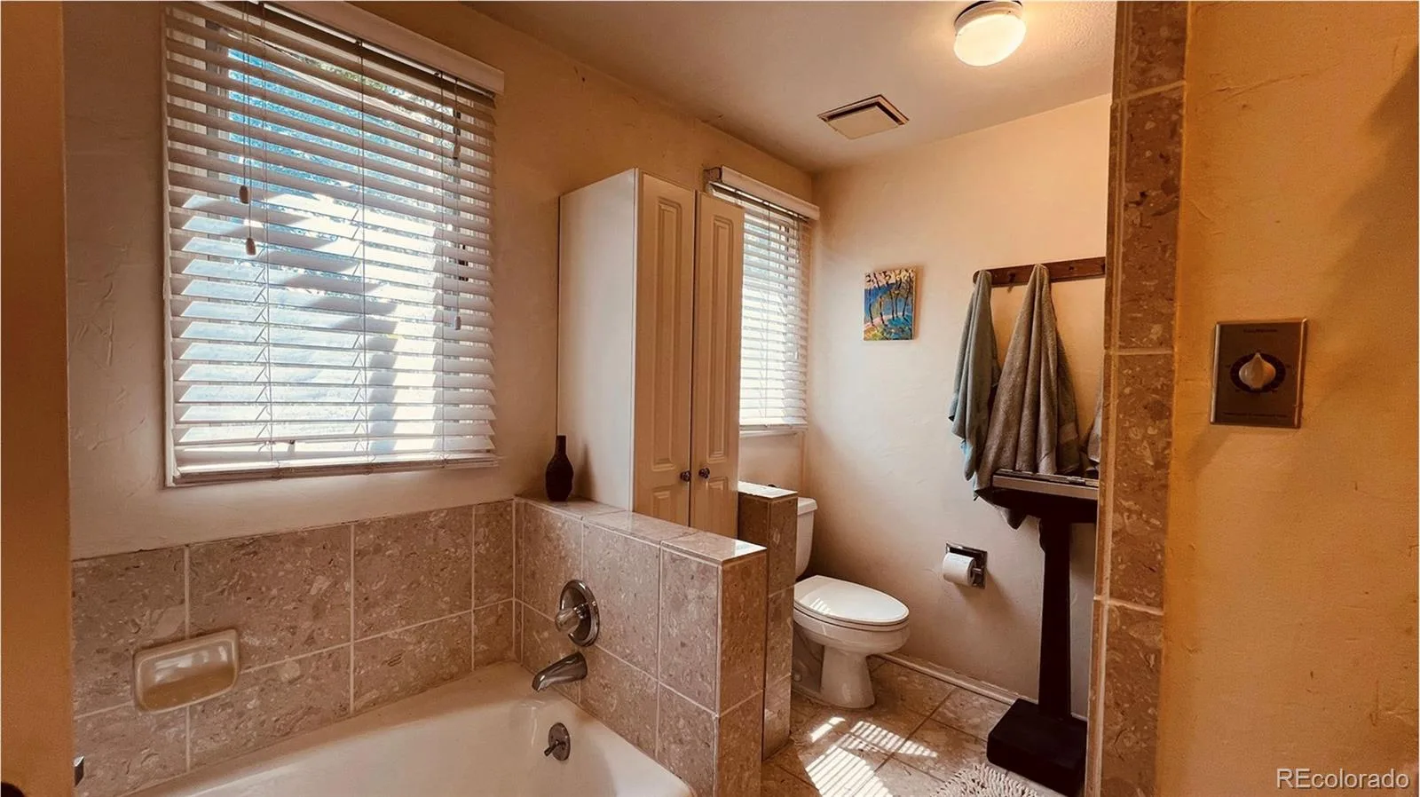 6560 E Colorado Drive Denver CO 80224 | MLS #REC3570208 07212026215525 1600 23