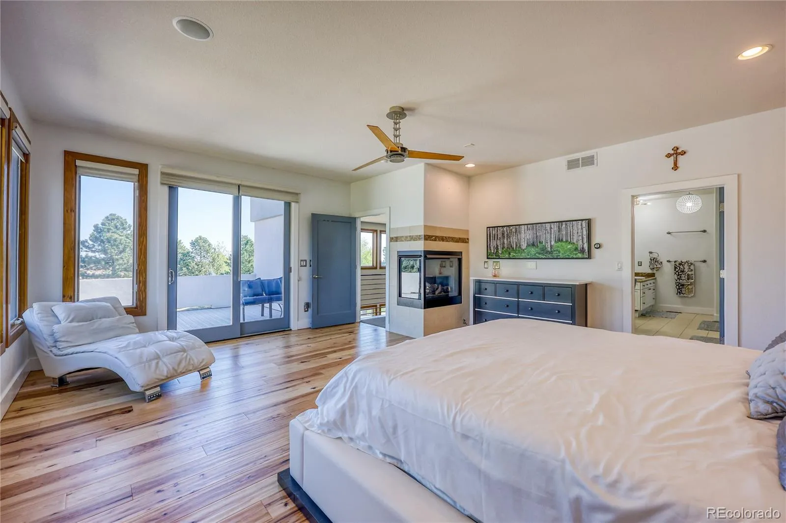 7963 Glen Ridge Drive Castle Pines CO 80108 MLS #REC3571322 04272026020559 1600 16