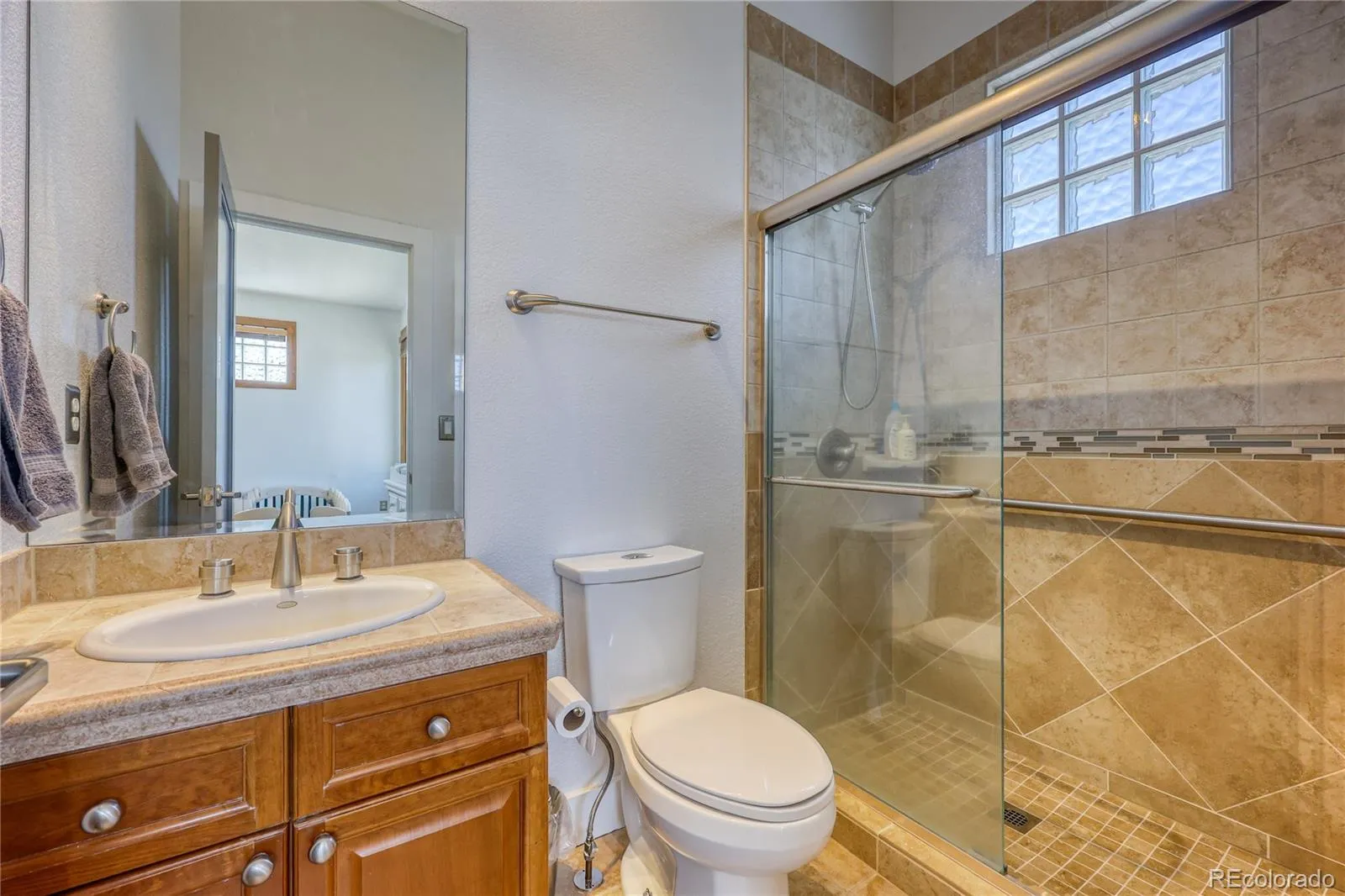 7963 Glen Ridge Drive Castle Pines CO 80108 MLS #REC3571322 04272026020559 1600 24