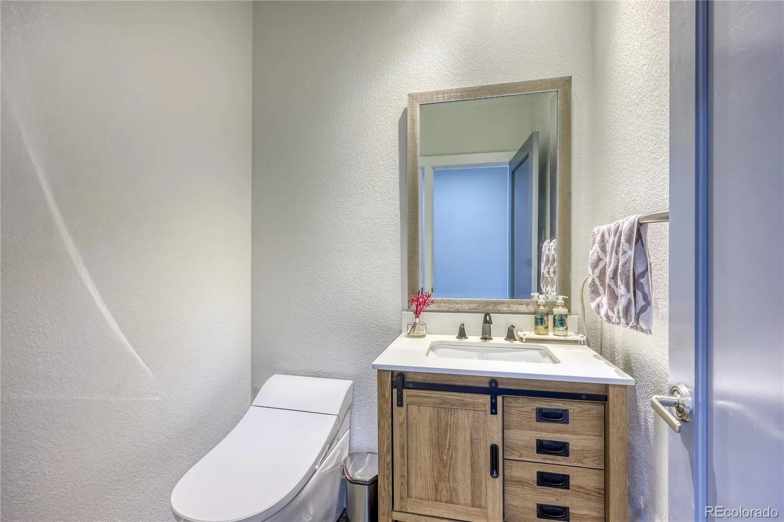 7963 Glen Ridge Drive Castle Pines CO 80108 MLS #REC3571322 04272026020559 1600 30
