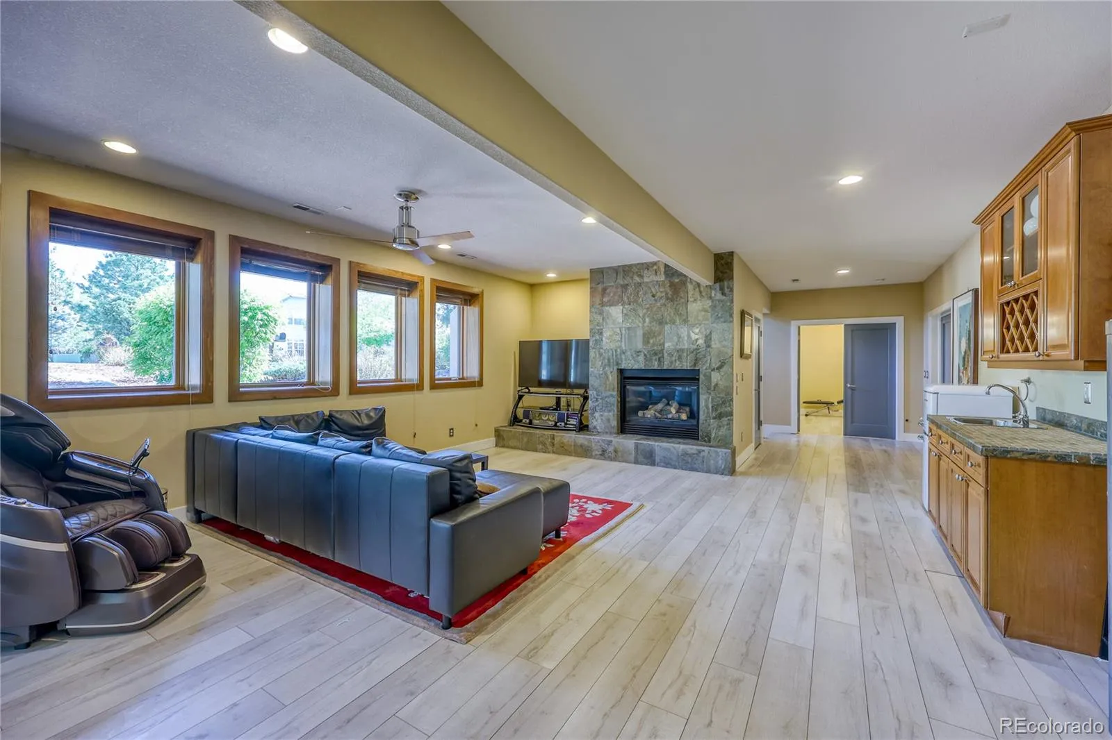 7963 Glen Ridge Drive Castle Pines CO 80108 MLS #REC3571322 04272026020559 1600 33