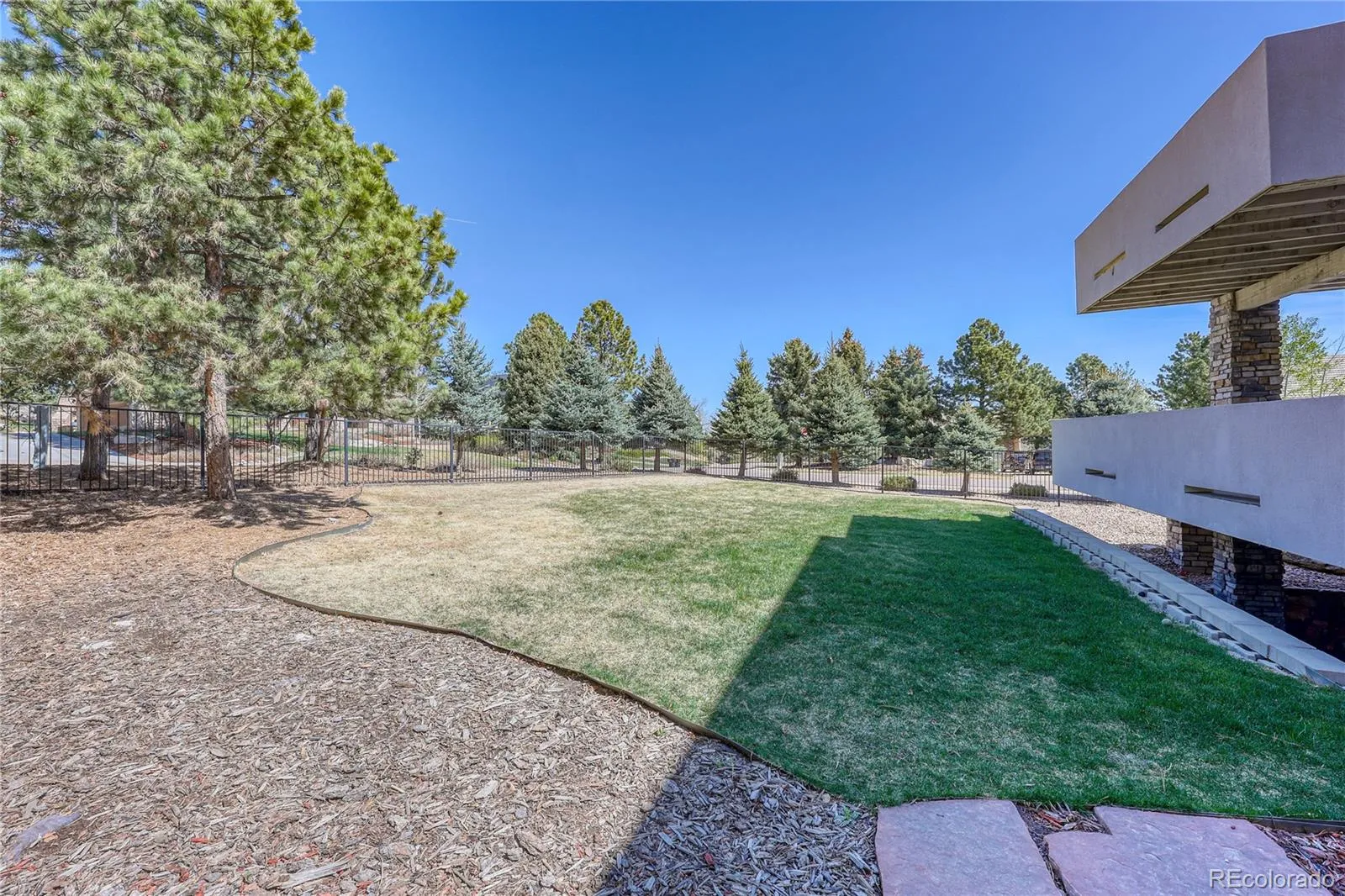 7963 Glen Ridge Drive Castle Pines CO 80108 MLS #REC3571322 04272026020559 1600 41