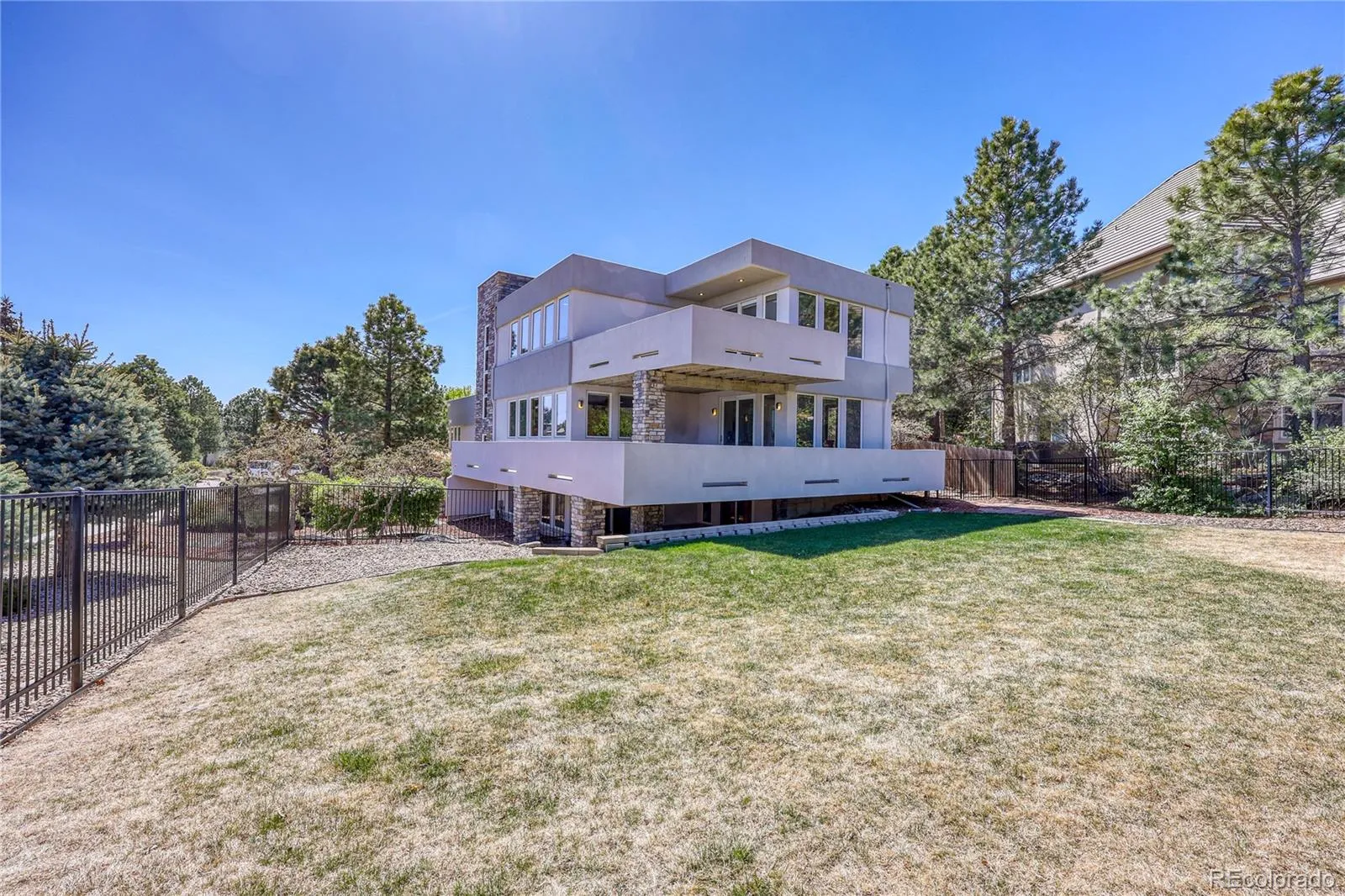 7963 Glen Ridge Drive Castle Pines CO 80108 MLS #REC3571322 04272026020559 1600 42