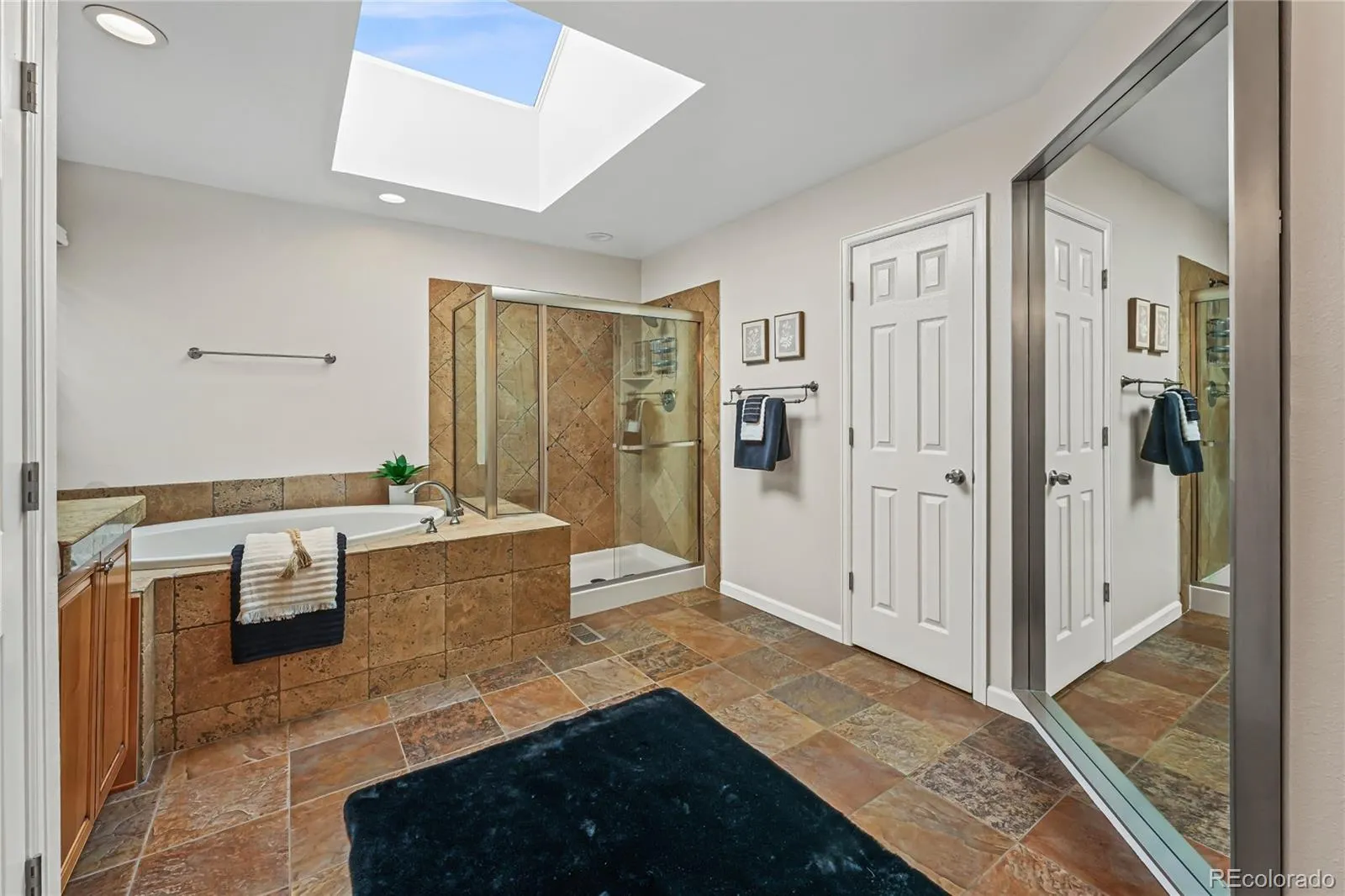 04032026192217 1600 17