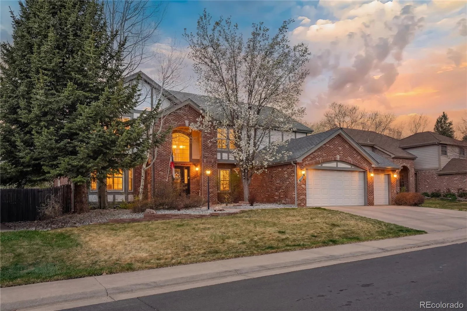 04032026192217 1600 32