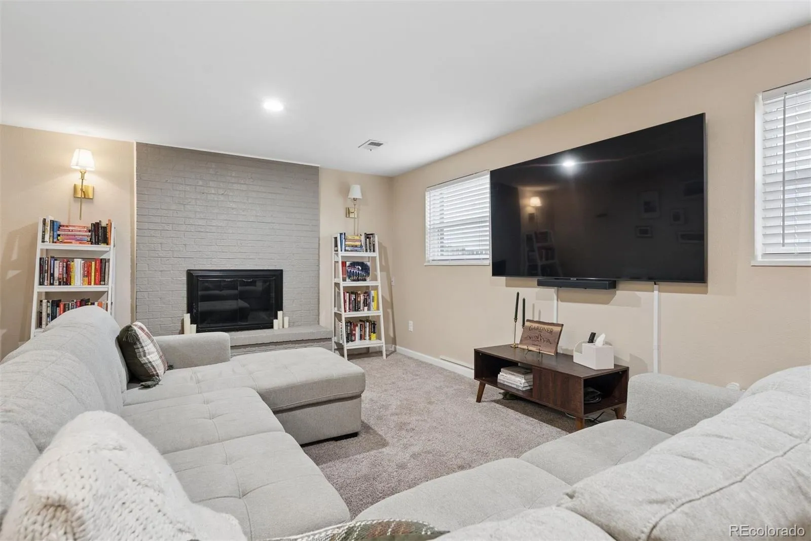 6089 W 70th Avenue Arvada CO 80003 MLS #REC3571841 05102026140415 1600 15